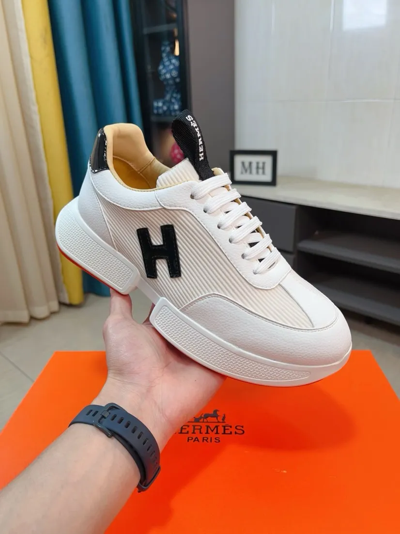 Men's shoes 💰460🌸🌸【HERMES】Hermès high-end quality original shoe upper: 🔝tumbled calfskin, suede calfskin, shoe body sewn H totem, outsole: ultra-light TPU foam·rubber; two-color molded outsole, ultra-high quality control·fine workmanship: highlighting (high-end·luxury·grade) 38-44 (45 can be customized)
